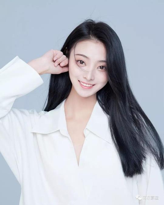 张新童 Xintong Zhang