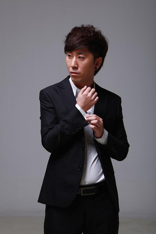 吴英哲 Yingzhe Wu