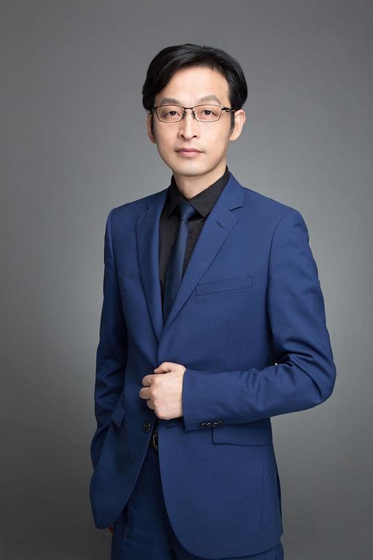 冯军 Jun Feng