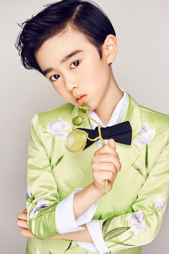 杨曾曦 Zengxi Yang