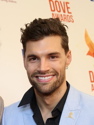 乔尔·斯马尔本 Joel Smallbone