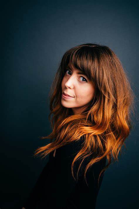 丽贝卡·汉弗莱斯 Rebecca Humphries