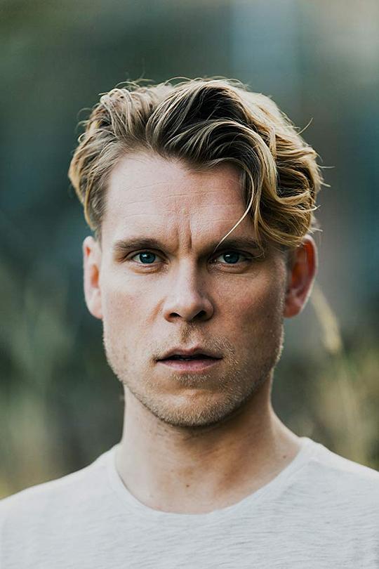 图厄·埃尔斯特德·拉斯姆森 Thue Ersted Rasmussen