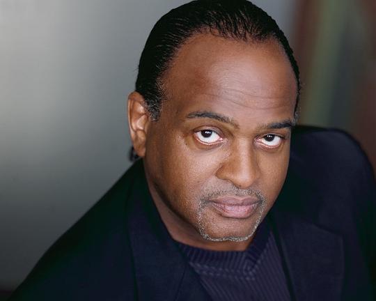 蒂龙·本斯金 Tyrone Benskin