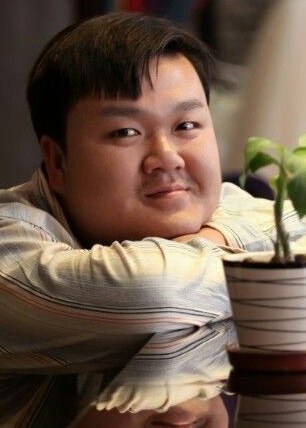 闫洪定 Hongding Yan