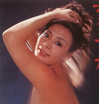 吉井亚树子 Akiko Yoshii