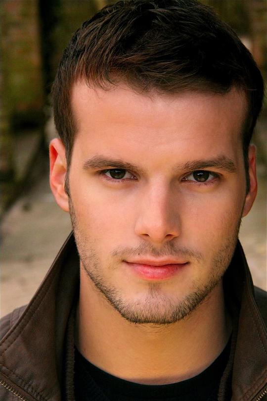 凯文·莱斯利 Kevin Leslie