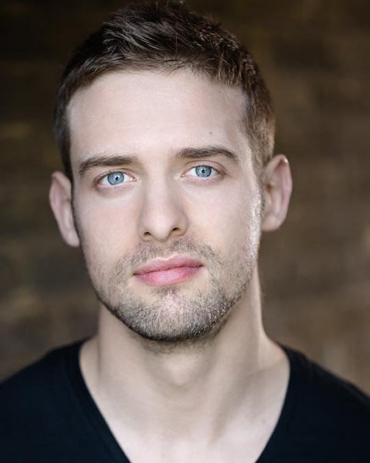 弗莱迪·霍根 Freddie Hogan