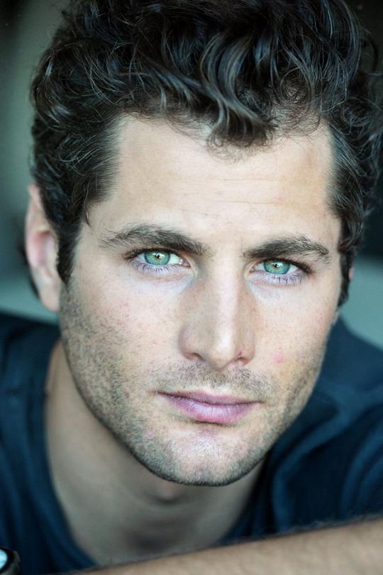 尼克·巴加 Nick Baga