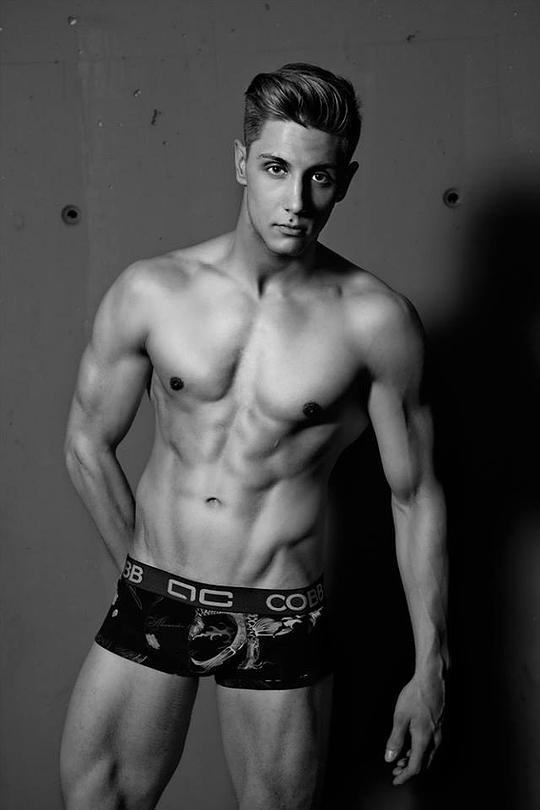 亚历山大·科布 Alexander Cobb