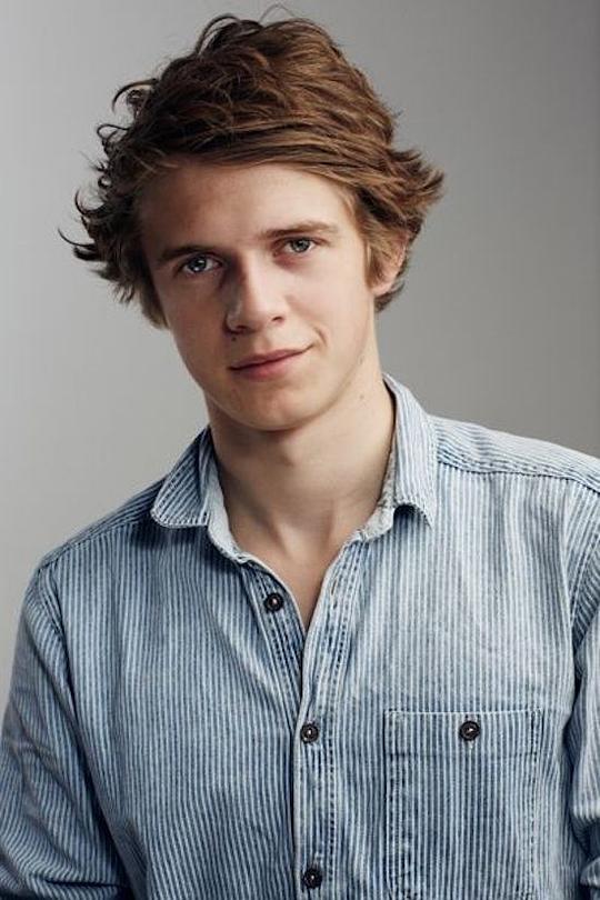 尼可莱·格洛斯 Nikolaj Groth