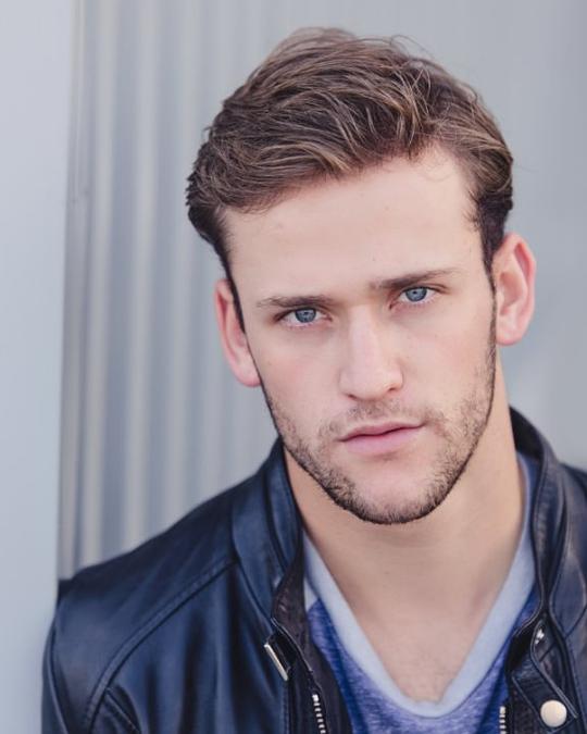 杰西·厄文 Jesse Irving