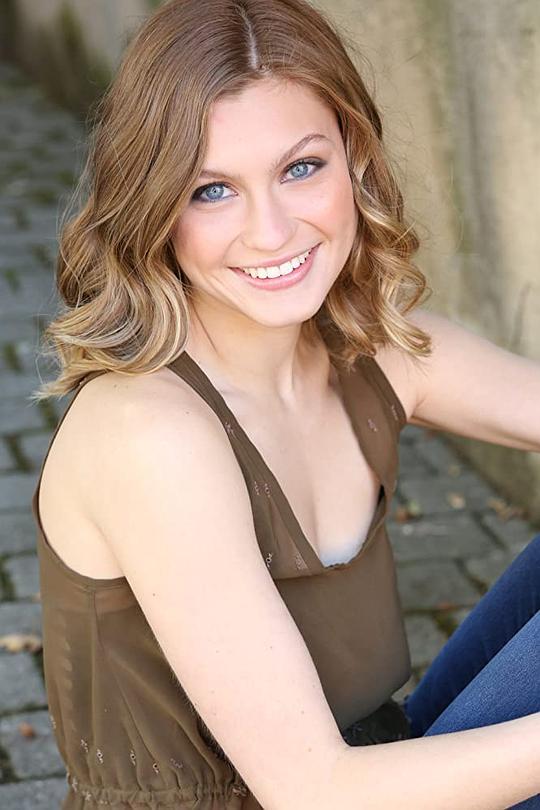 海莉·格里菲斯 Hayley Griffith