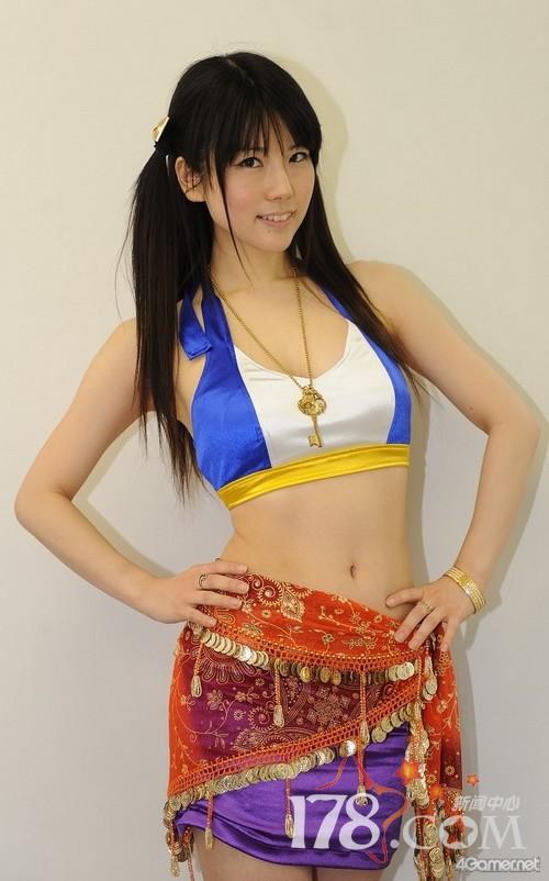 若木萌 Moe Wakaki