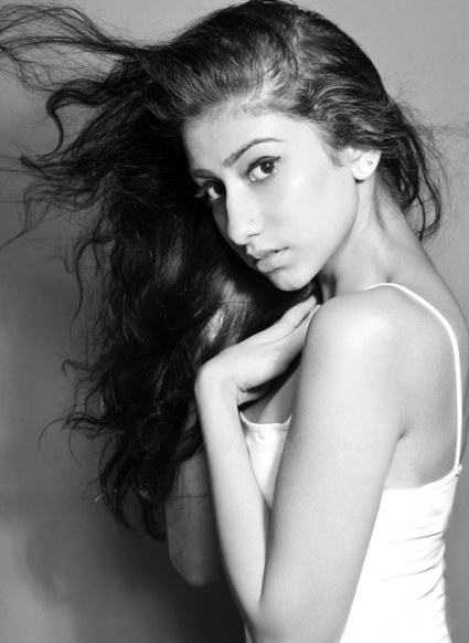 瑞哈娜·迦帕尔 Rhianna Jagpal