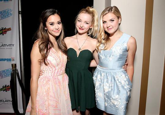 安娜·格蕾丝·巴洛 Anna Grace Barlow