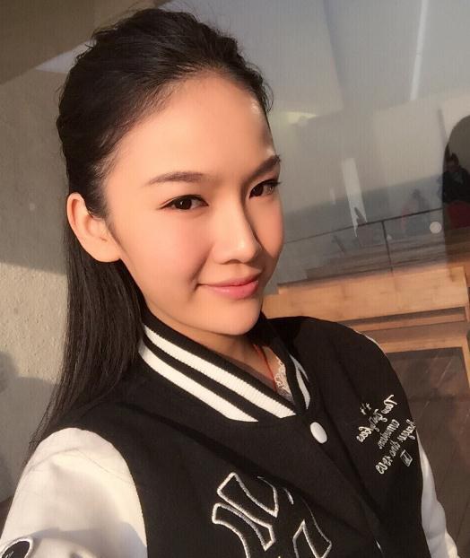 简思瑶 Siyao Jian