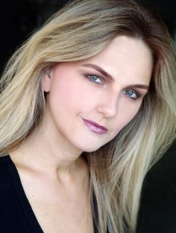 艾普·蒙哥马利 April Montgomery