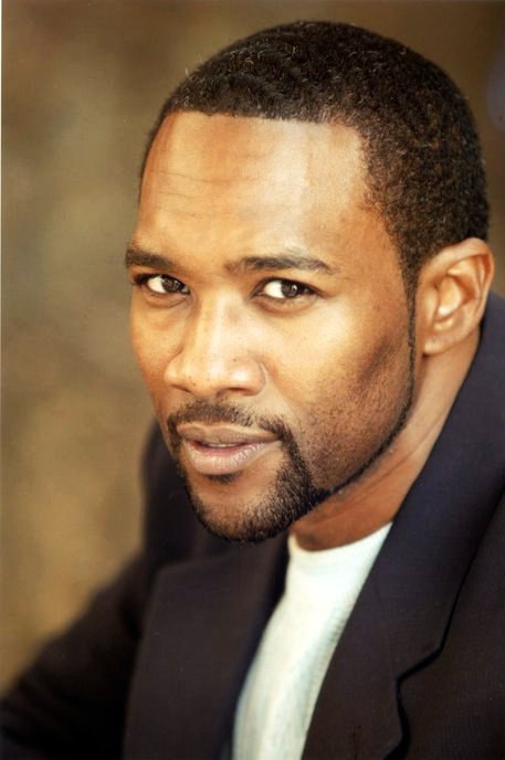 罗伯特·迪亚戈·杜奇 Robert Diago DoQui