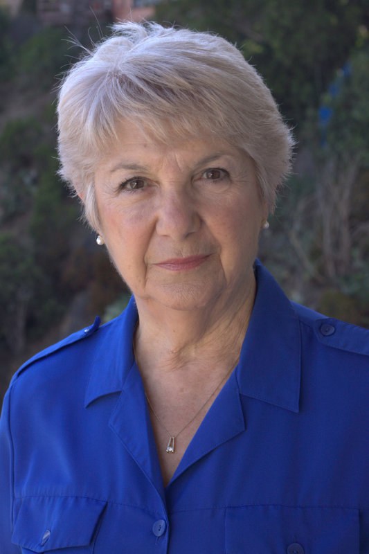 伊莲·安妮·弗斯特 Elaine Anne Furst