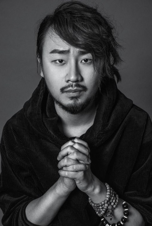 王议伟 Yiwei Wang