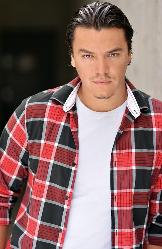 马蒂亚斯·雷塔马尔 Mathias Retamal