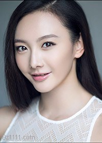 黄路霏 Lufei Huang