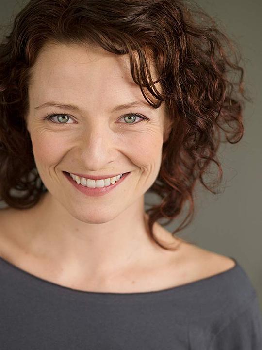 戴娜·莱托尔德 Daina Leitold