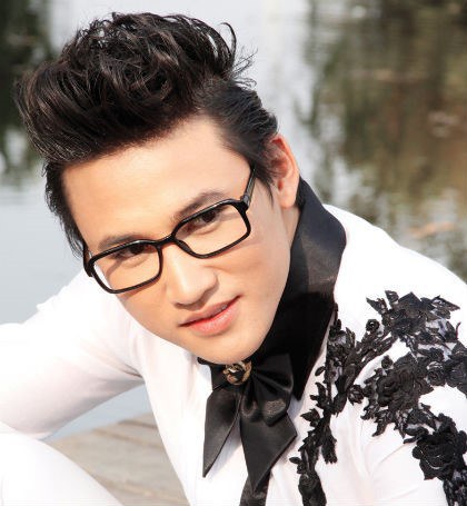 何智光 Ha Tri Quang