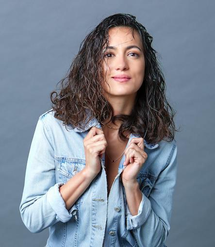 梅拉·埃莫西约 Mayra Hermosillo