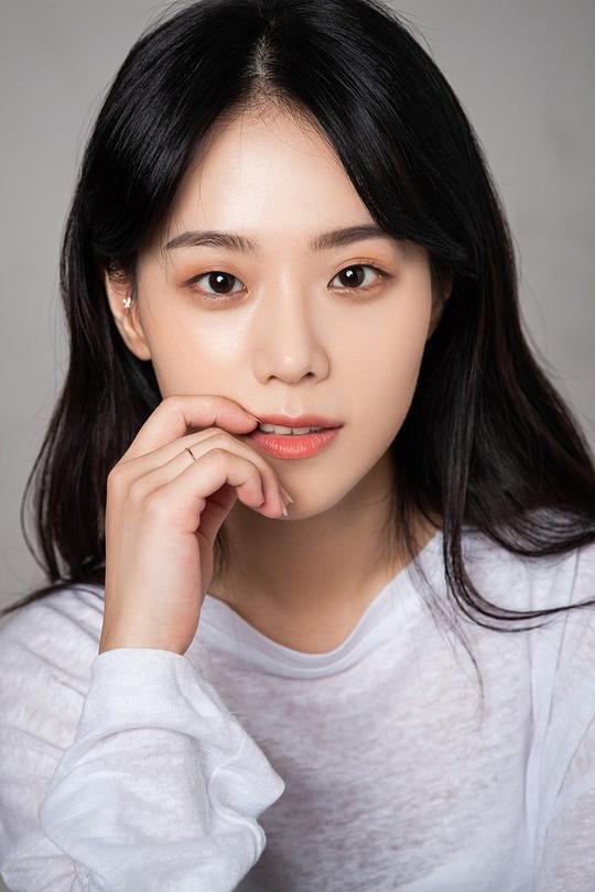 李辉瑞 Hwi-seo Lee