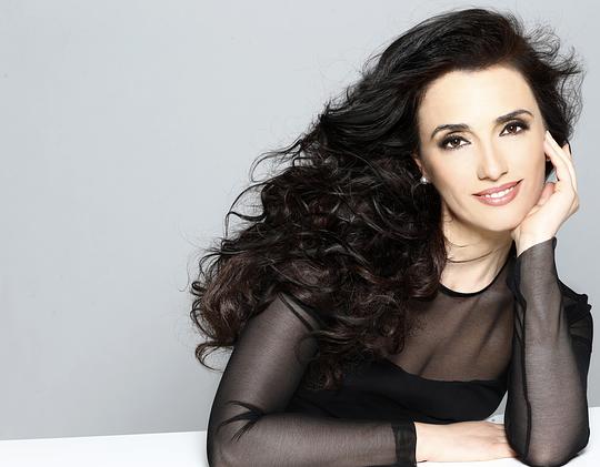 埃尔莫利拉·亚霍 Ermonela Jaho