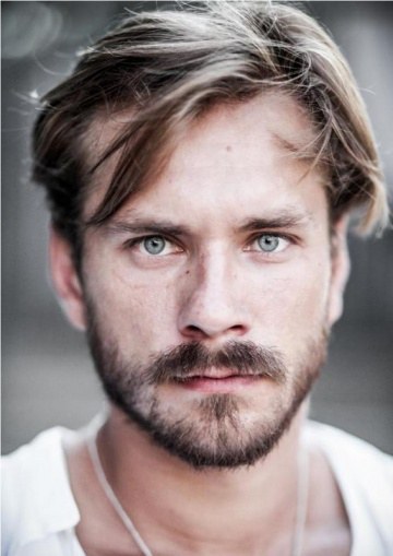 亚历山大·戈尔巴托夫 Aleksandr Gorbatov