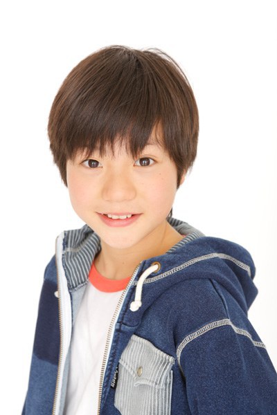 小林喜日 Kika Kobayashi