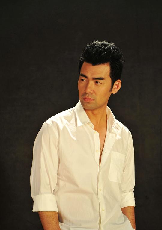 张益群 Yiqun Zhang