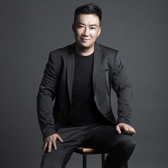 刘峰 Feng Liu