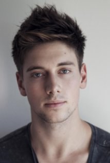 林肯·尤尼斯 Lincoln Younes