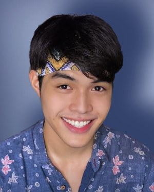 伊利亚·坎拉斯 Elijah Canlas