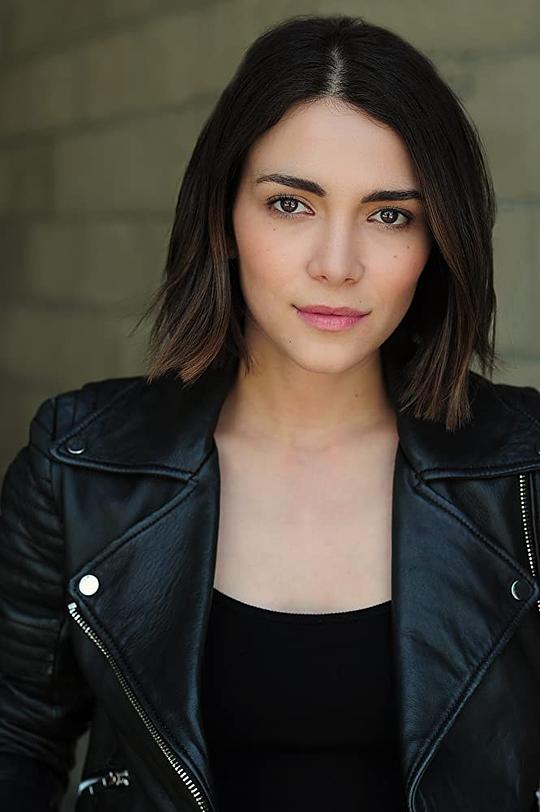 Ella Lentini Ella Lentini