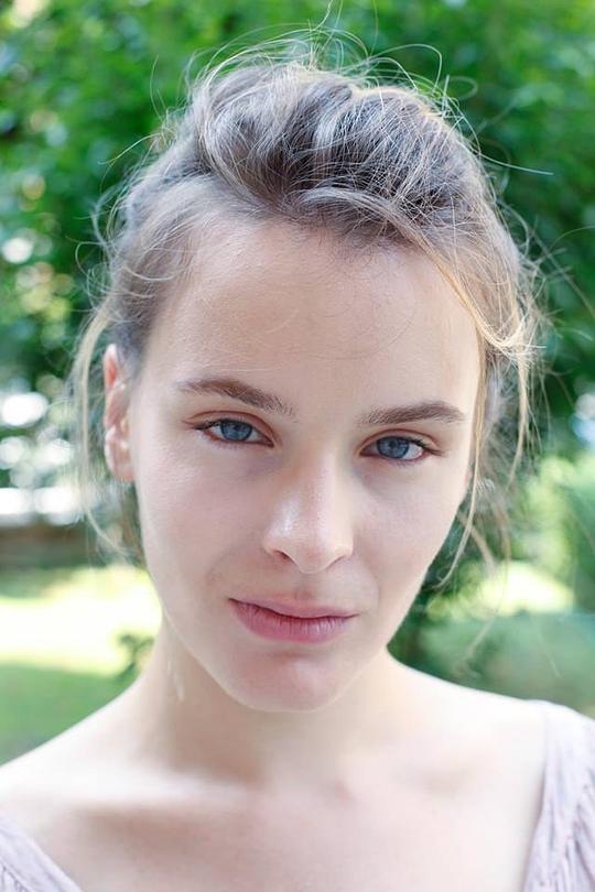 玛丽亚·罗维兰 Maria Roveran