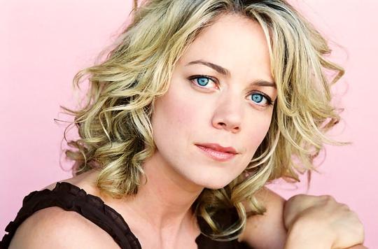 丽贝卡 麦克法兰 Rebecca McFarland