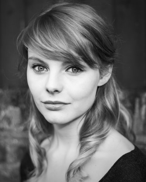 艾斯琳·麦古金 Aislín McGuckin