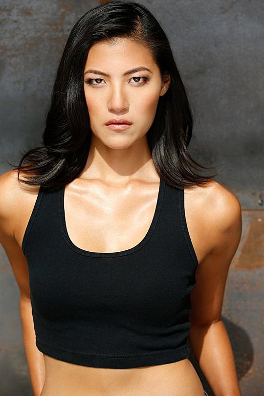 明美·卢克 Akemi Look