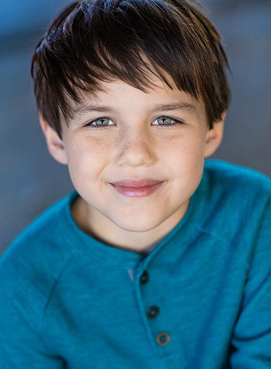 艾丹·麦格罗 Aidan McGraw