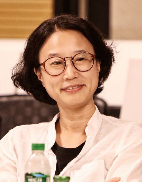 尹恩琼 Eun-Kyung Yoon