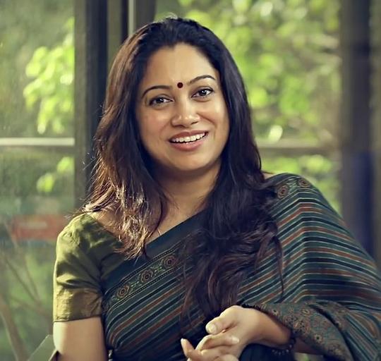 安贾利·梅诺 Anjali Menon