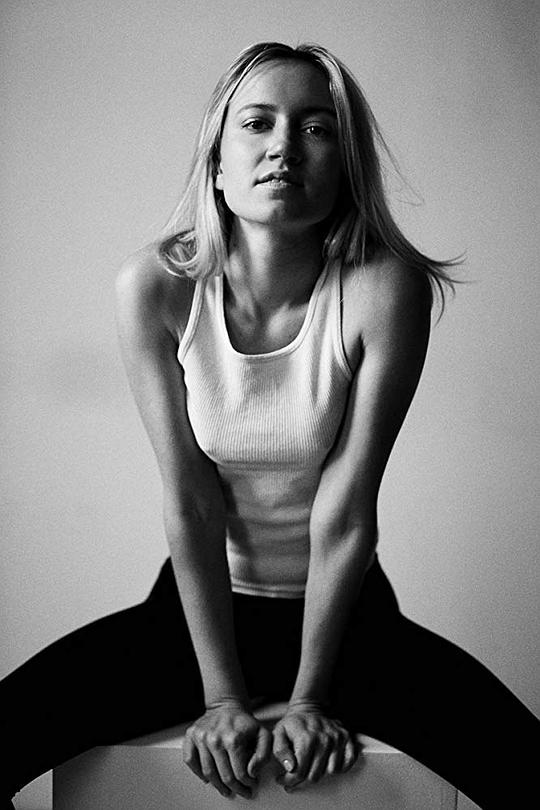 埃伦托兰 Ellen Toland