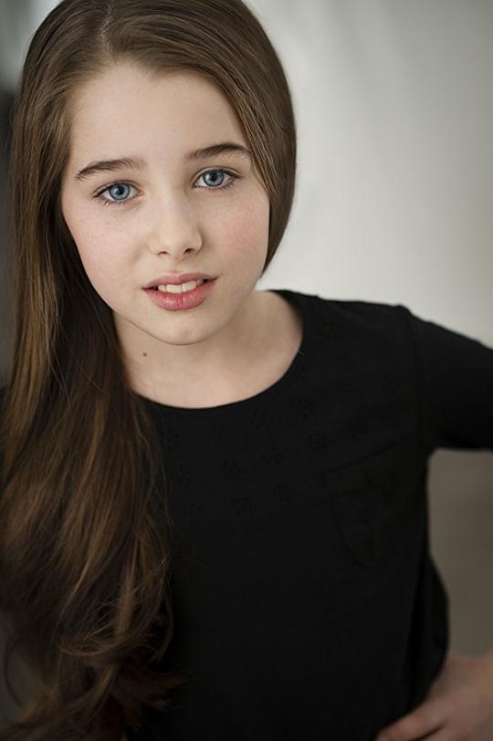 格拉西·施耶 Gracyn Shinyei