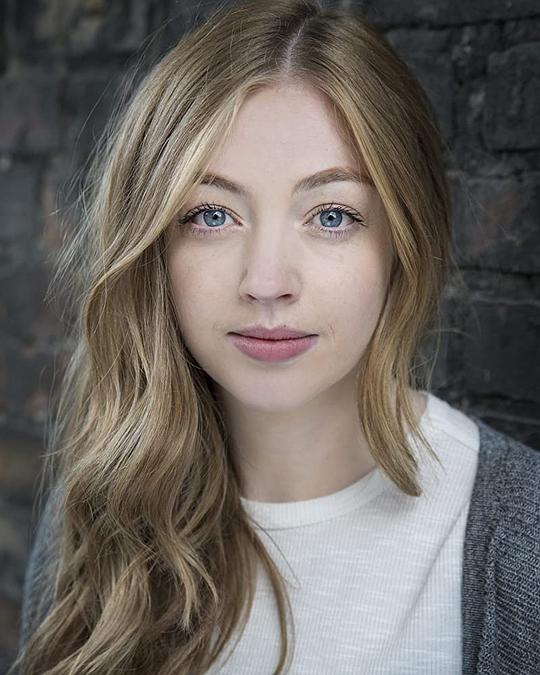 艾玛 威利斯 Emma Willis