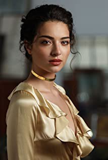 梅丽莎·帕穆克 Melisa Pamuk